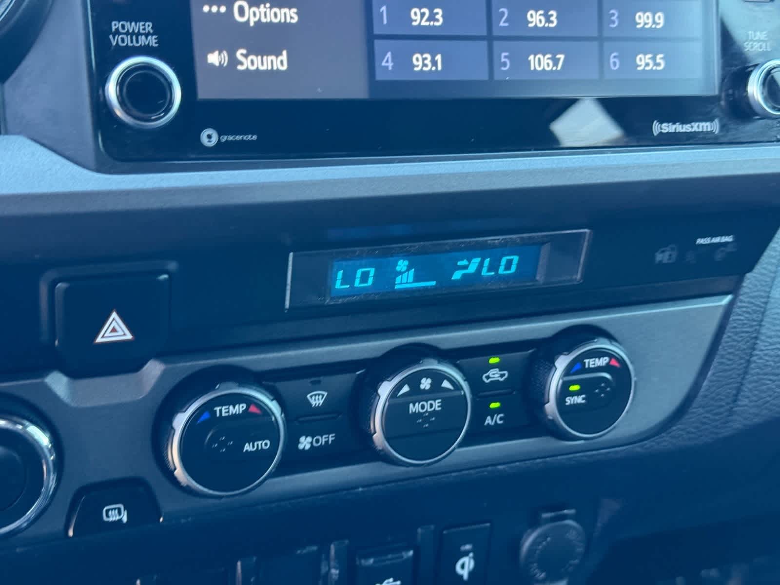 Thumbnail: 2023 Toyota Tacoma - 27