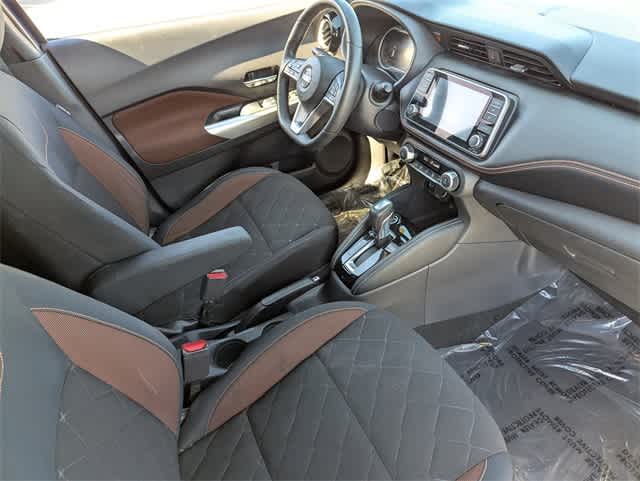 Thumbnail: 2018 Nissan Kicks - 13