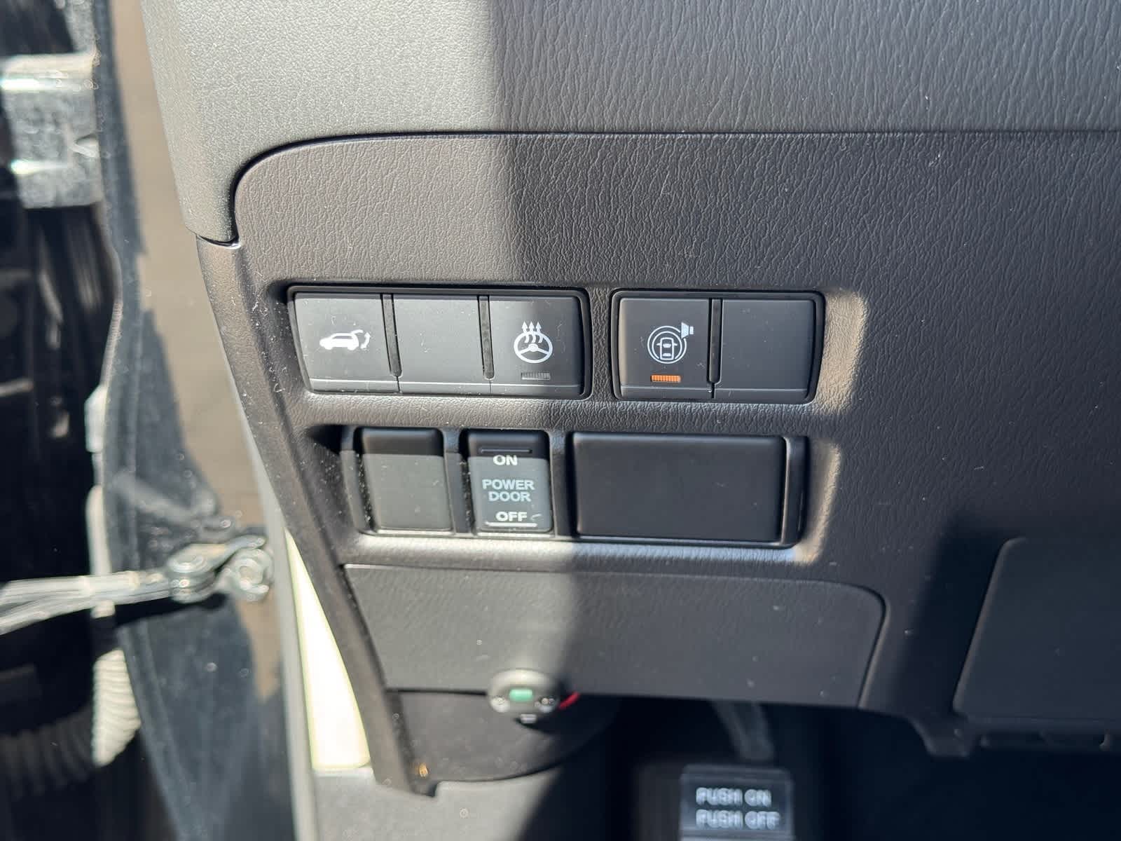 Thumbnail: 2023 Nissan Armada - 18