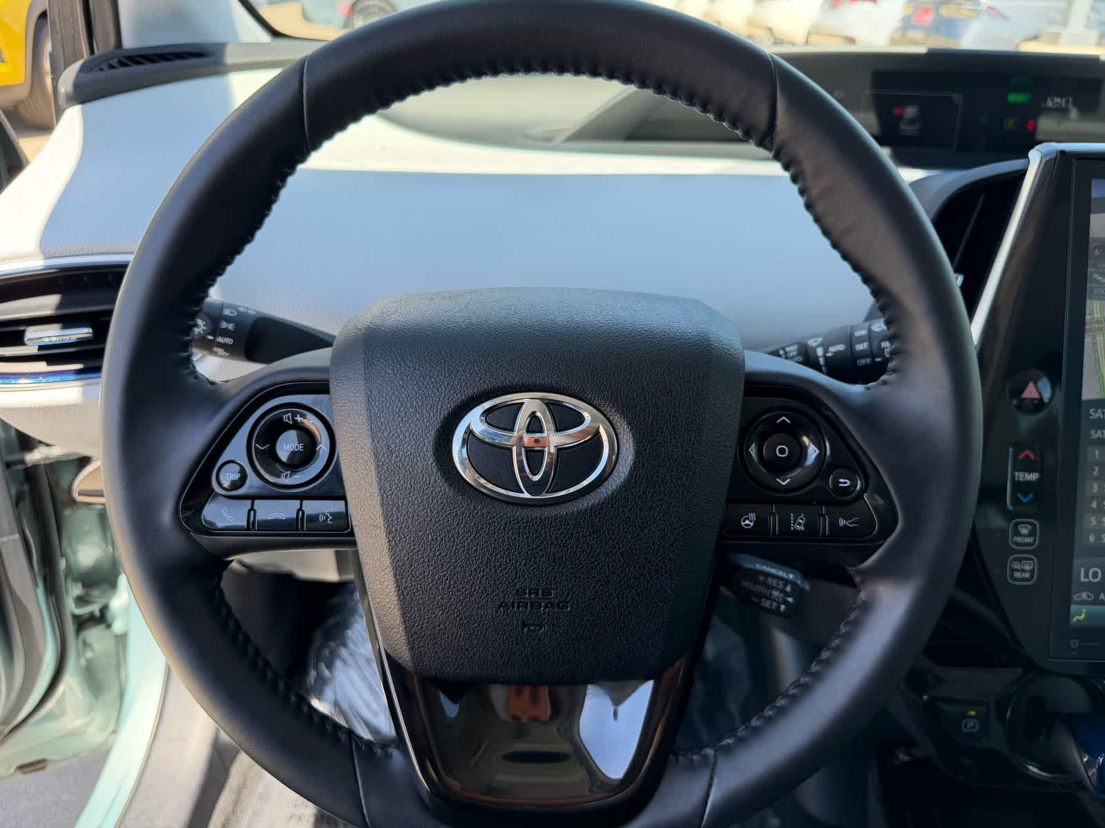 Thumbnail: 2021 Toyota Prius - 18