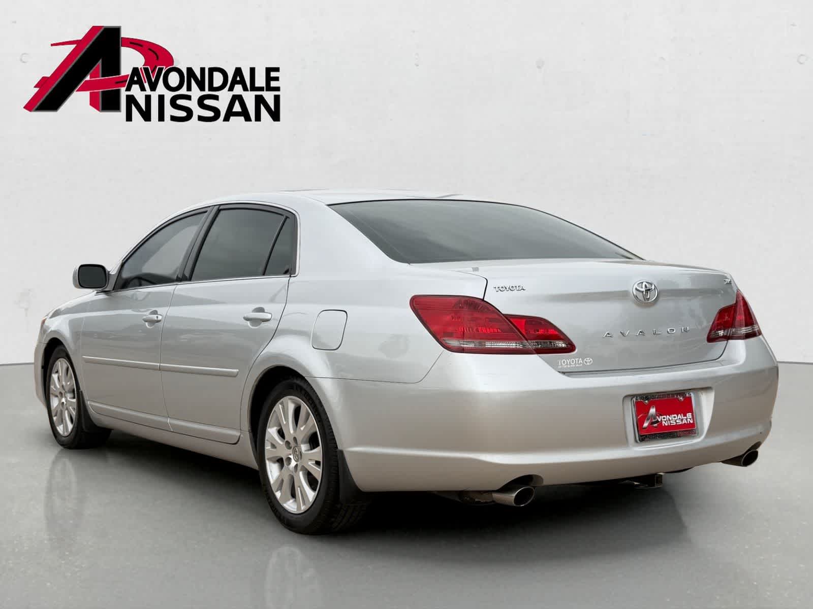 Thumbnail: 2008 Toyota Avalon - 4