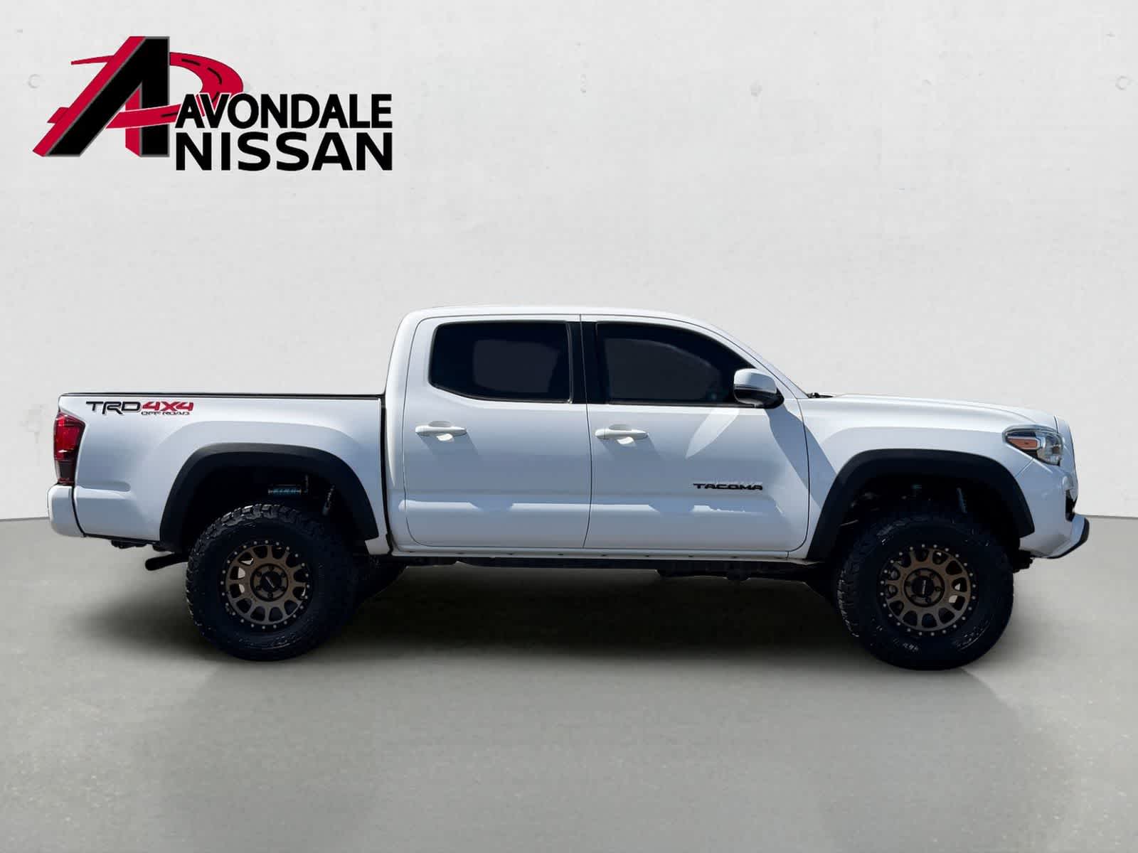 Thumbnail: 2018 Toyota Tacoma - 7
