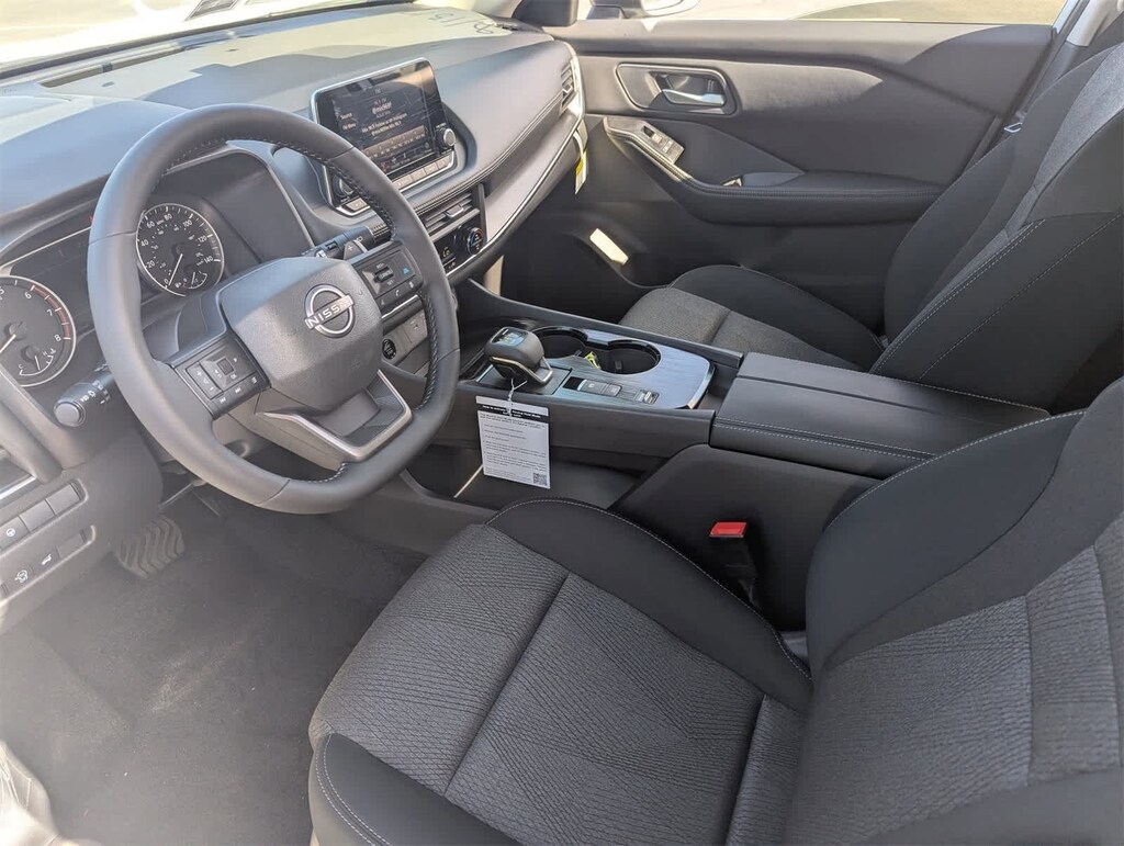 New 2026 Nissan Rogue SV SUV