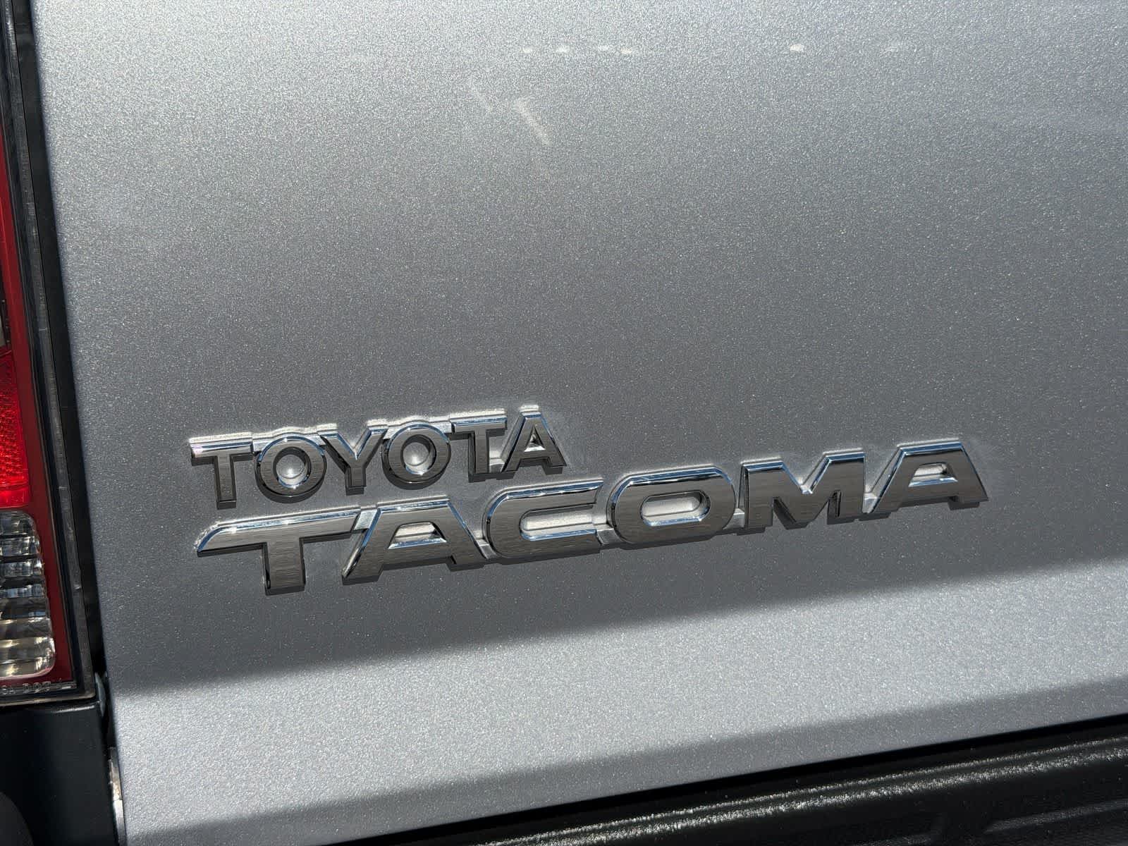 Thumbnail: 2015 Toyota Tacoma - 28