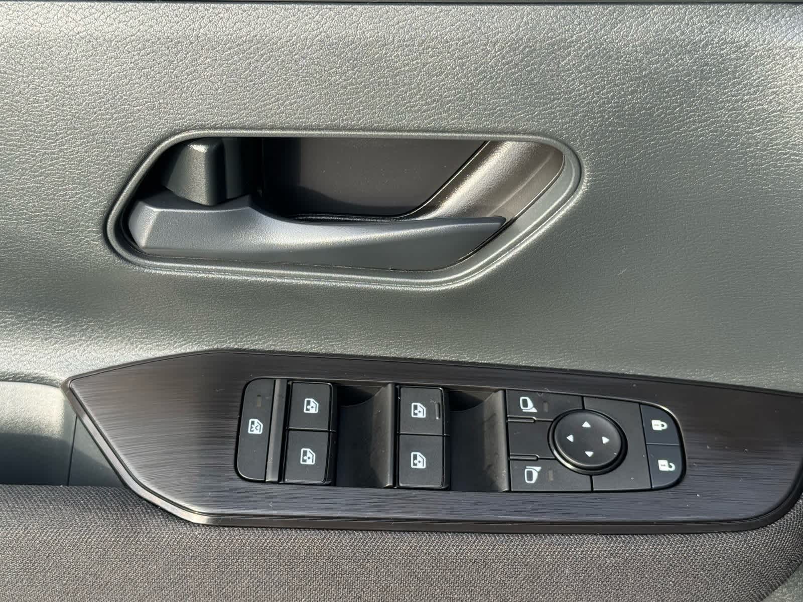 Thumbnail: 2026 Nissan Kicks - 21