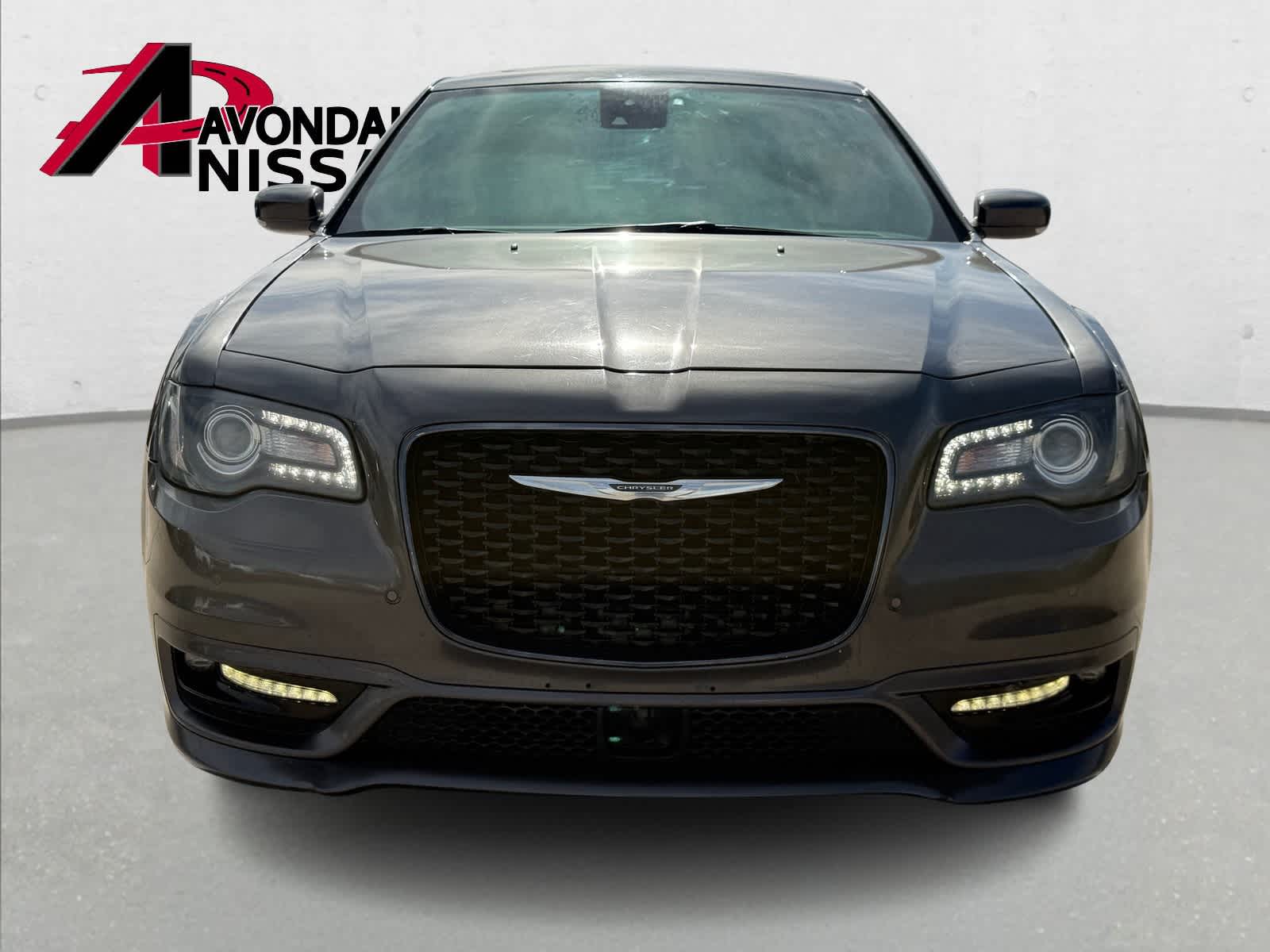 Thumbnail: 2018 Chrysler 300 - 9