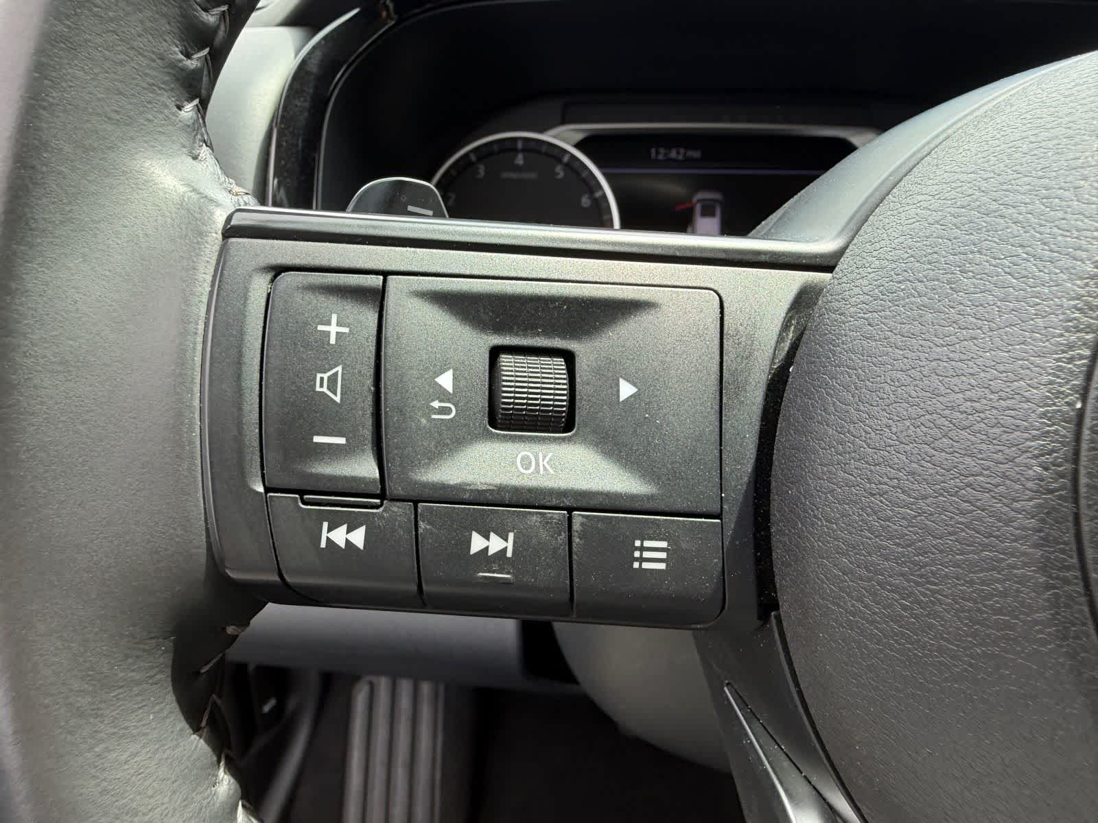 Thumbnail: 2025 Nissan Pathfinder - 9