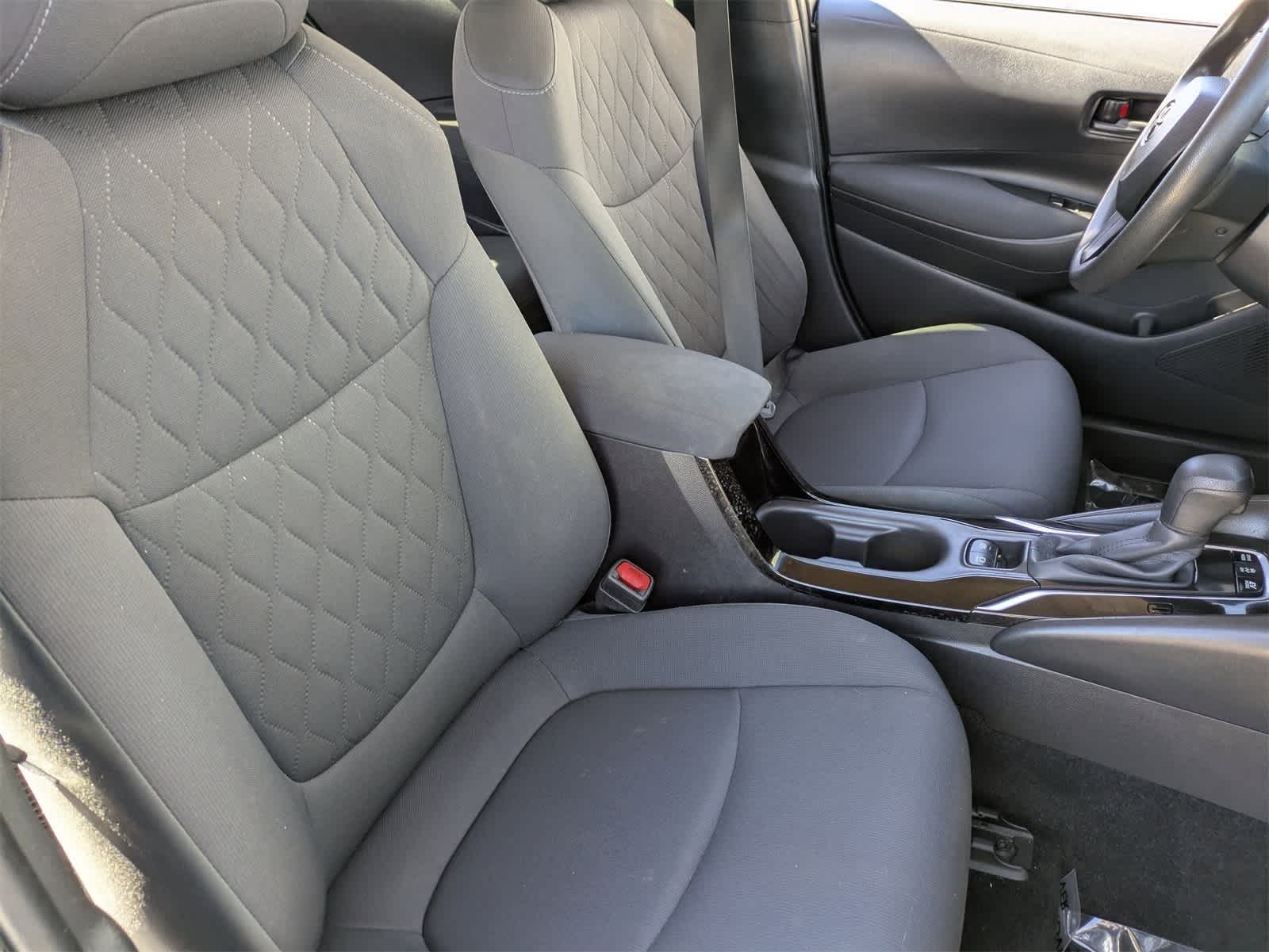 Thumbnail: 2022 Toyota Corolla - 10