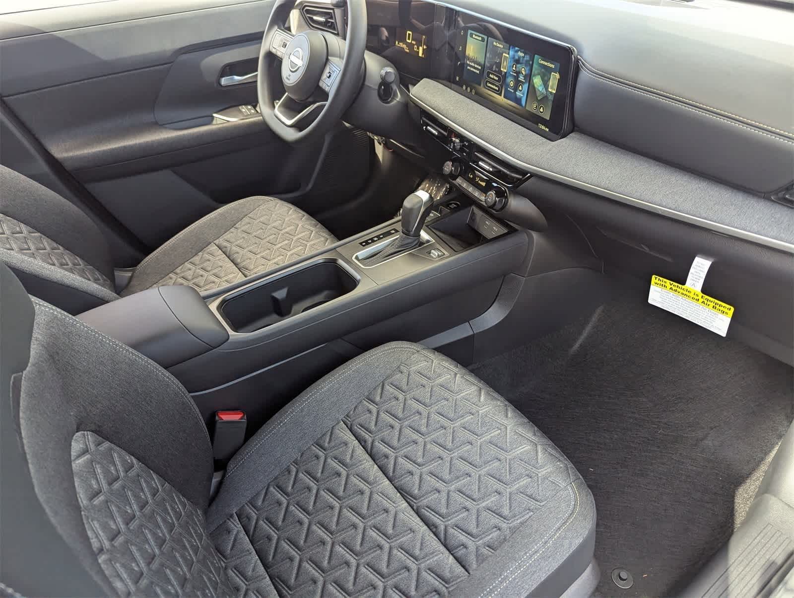 Thumbnail: 2026 Nissan Kicks - 14