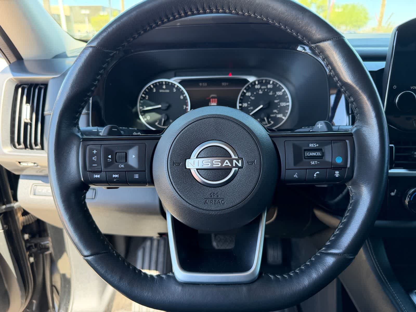 Thumbnail: 2022 Nissan Pathfinder - 15