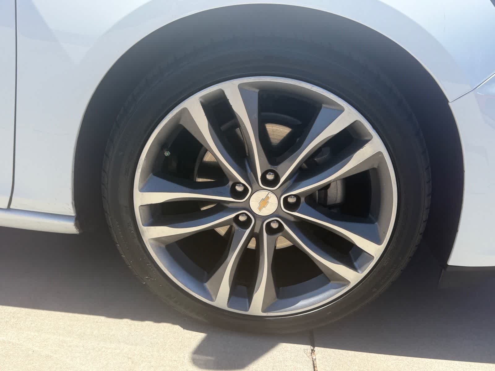 Thumbnail: 2022 Chevrolet Malibu - 9