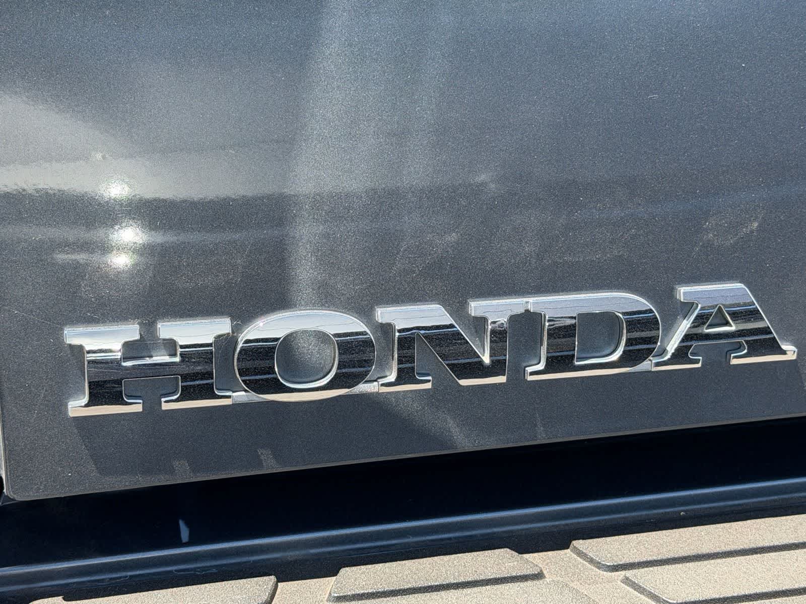 Thumbnail: 2011 Honda Ridgeline - 19