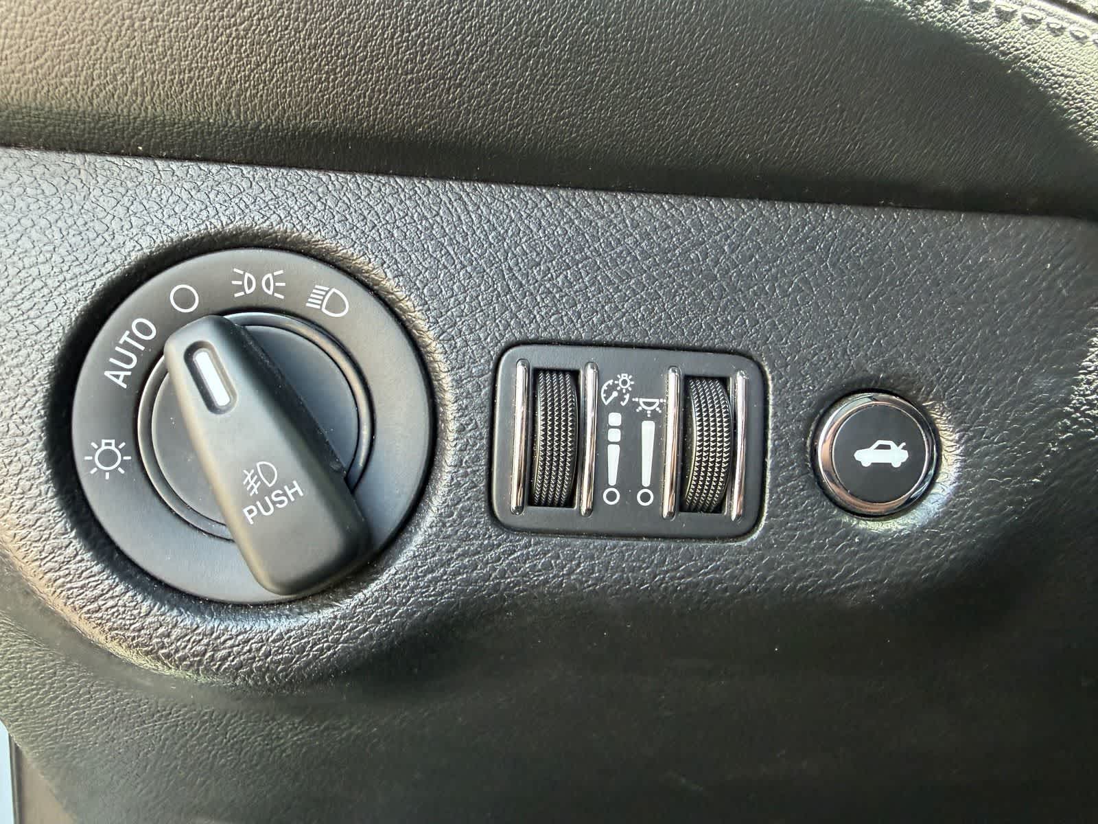 Thumbnail: 2021 Dodge Challenger - 7