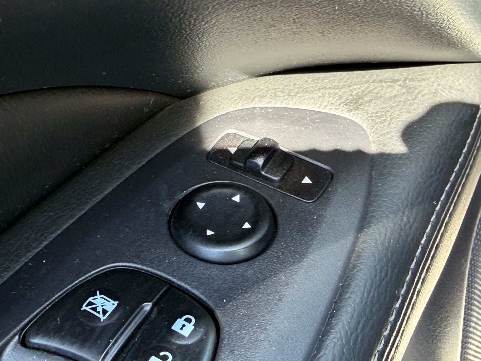 Thumbnail: 2019 Nissan Pathfinder - 16
