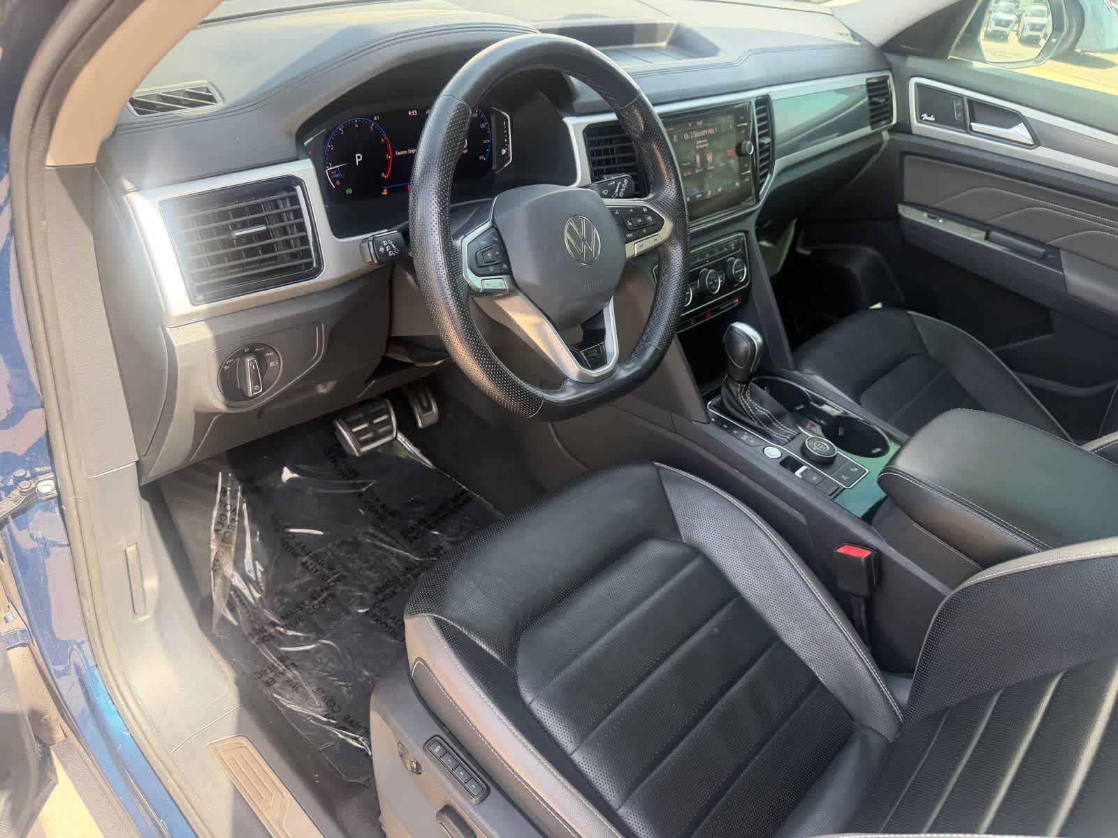 Thumbnail: 2021 Volkswagen Atlas - 14