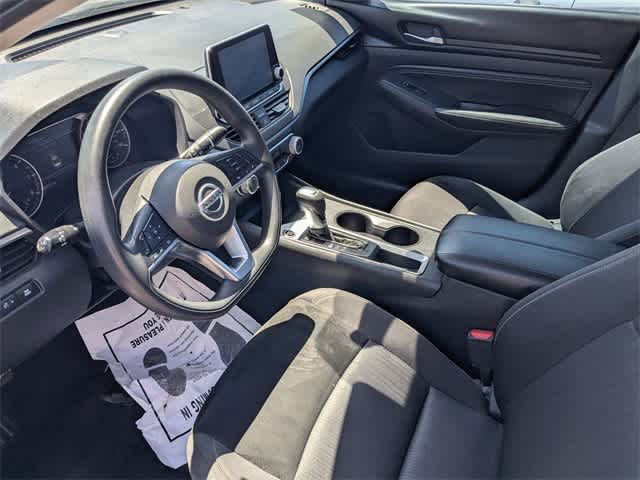 Thumbnail: 2020 Nissan Altima - 11