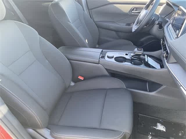 2025 Nissan Rogue S 12