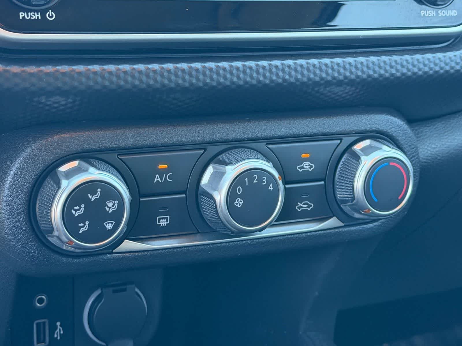 Thumbnail: 2022 Nissan Kicks - 26