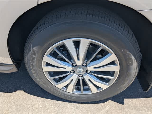 Thumbnail: 2020 Nissan Pathfinder - 13