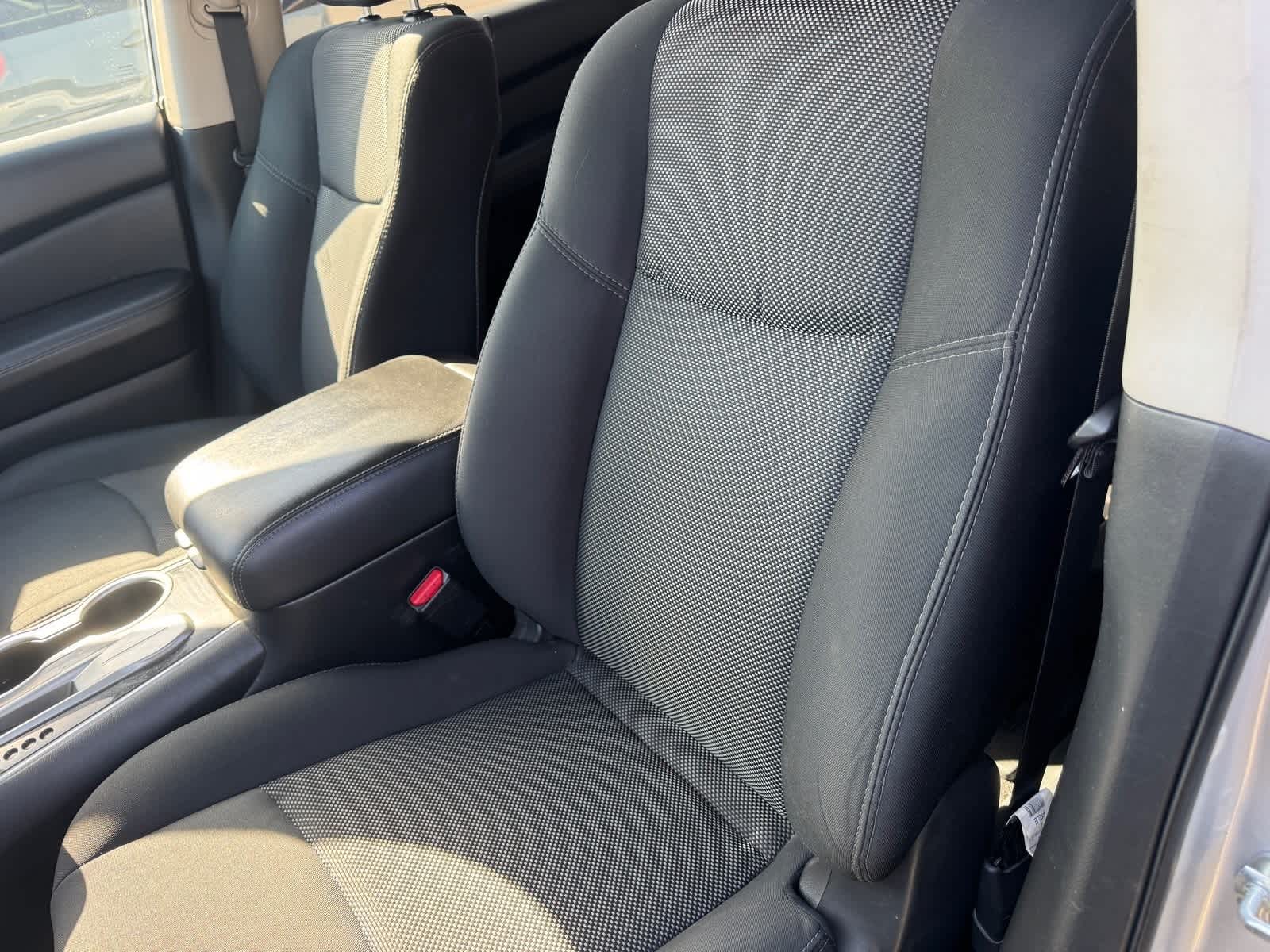 Thumbnail: 2020 Nissan Pathfinder - 11