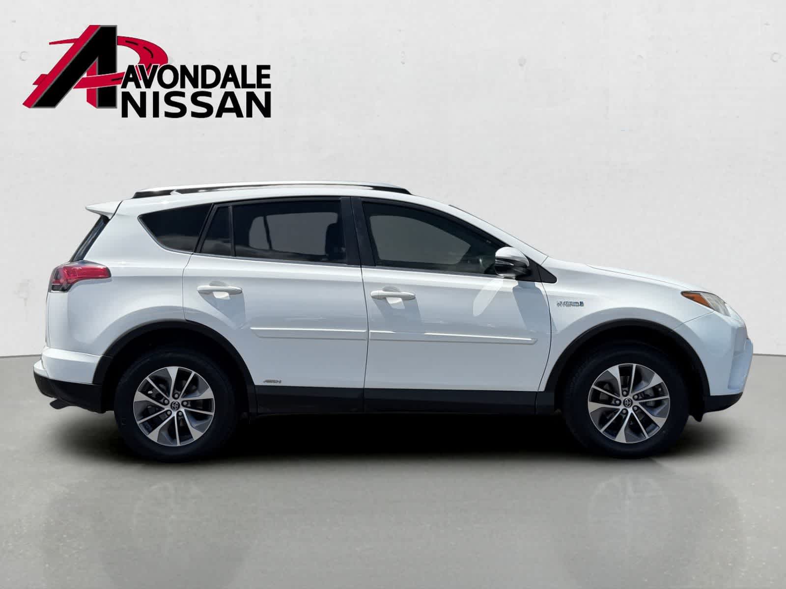 Thumbnail: 2018 Toyota RAV4 - 7