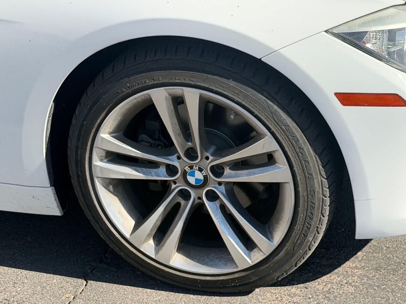 Thumbnail: 2012 BMW 3 Series - 6
