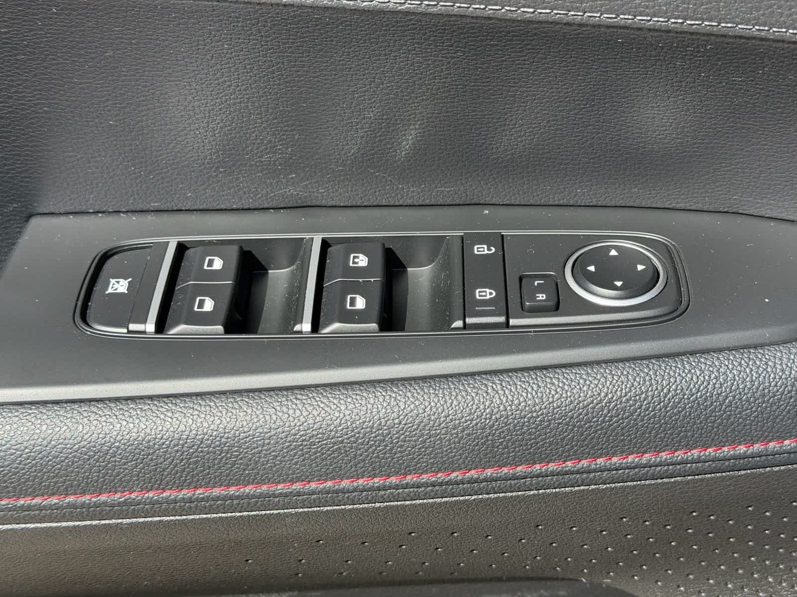 Thumbnail: 2023 Kia Forte - 14