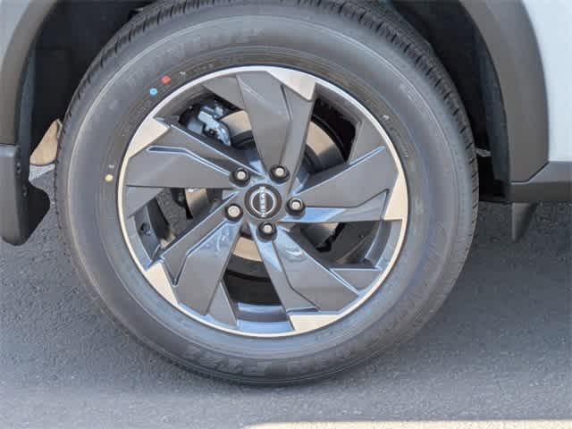 Thumbnail: 2025 Nissan Rogue - 8