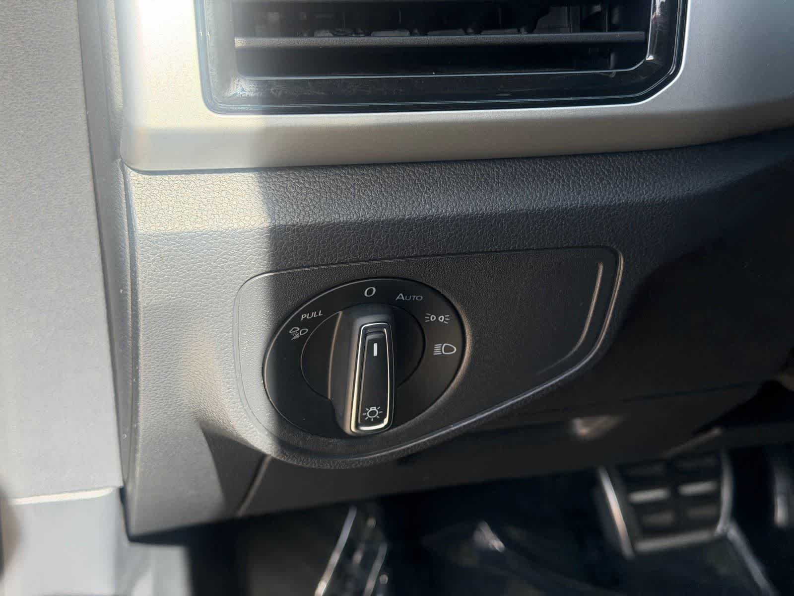 Thumbnail: 2021 Volkswagen Atlas - 19