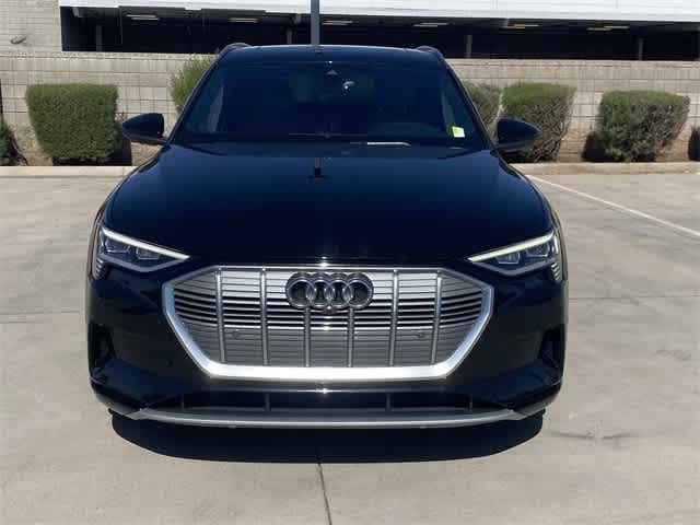 Thumbnail: 2022 Audi e-tron - 9