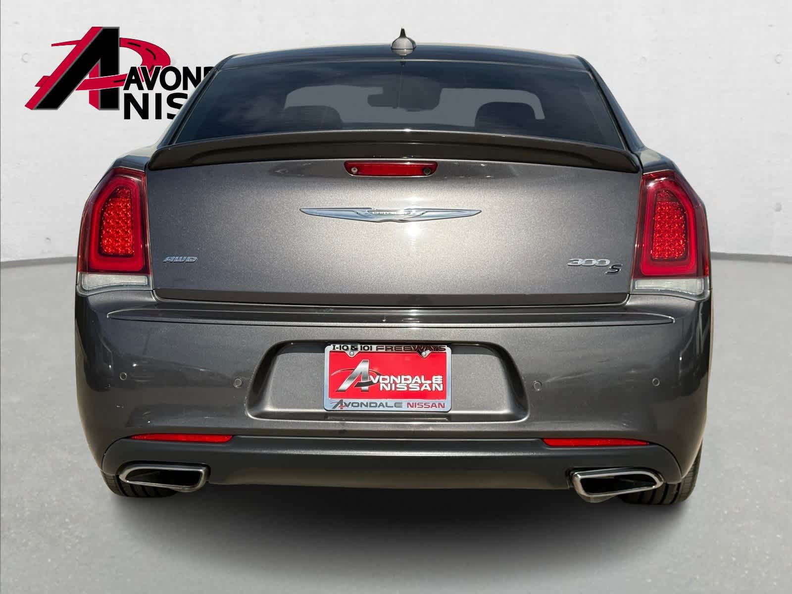 Thumbnail: 2018 Chrysler 300 - 5