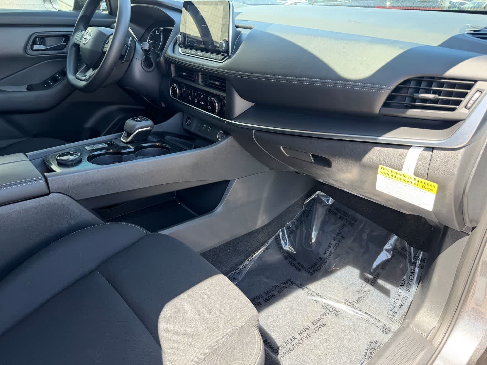 Thumbnail: 2026 Nissan Rogue - 9