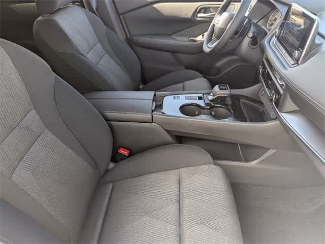 Thumbnail: 2026 Nissan Rogue - 13