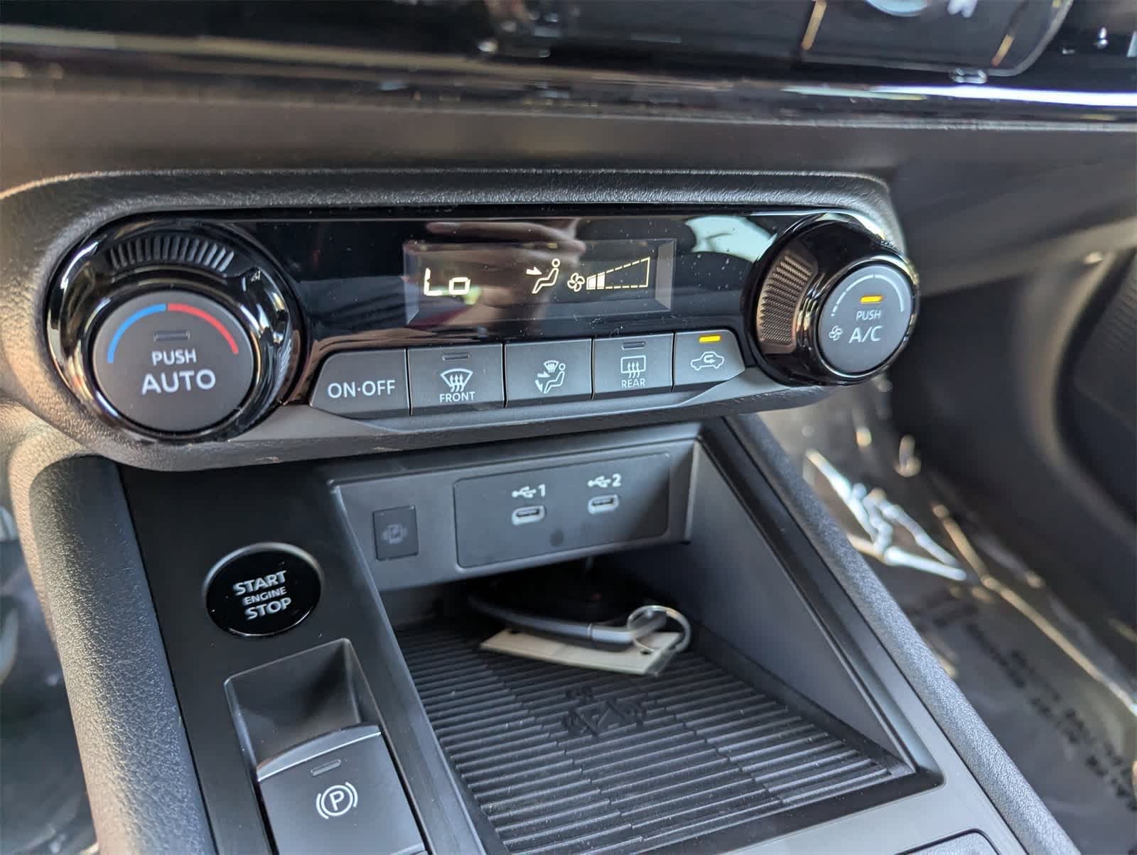 Thumbnail: 2026 Nissan Kicks - 23