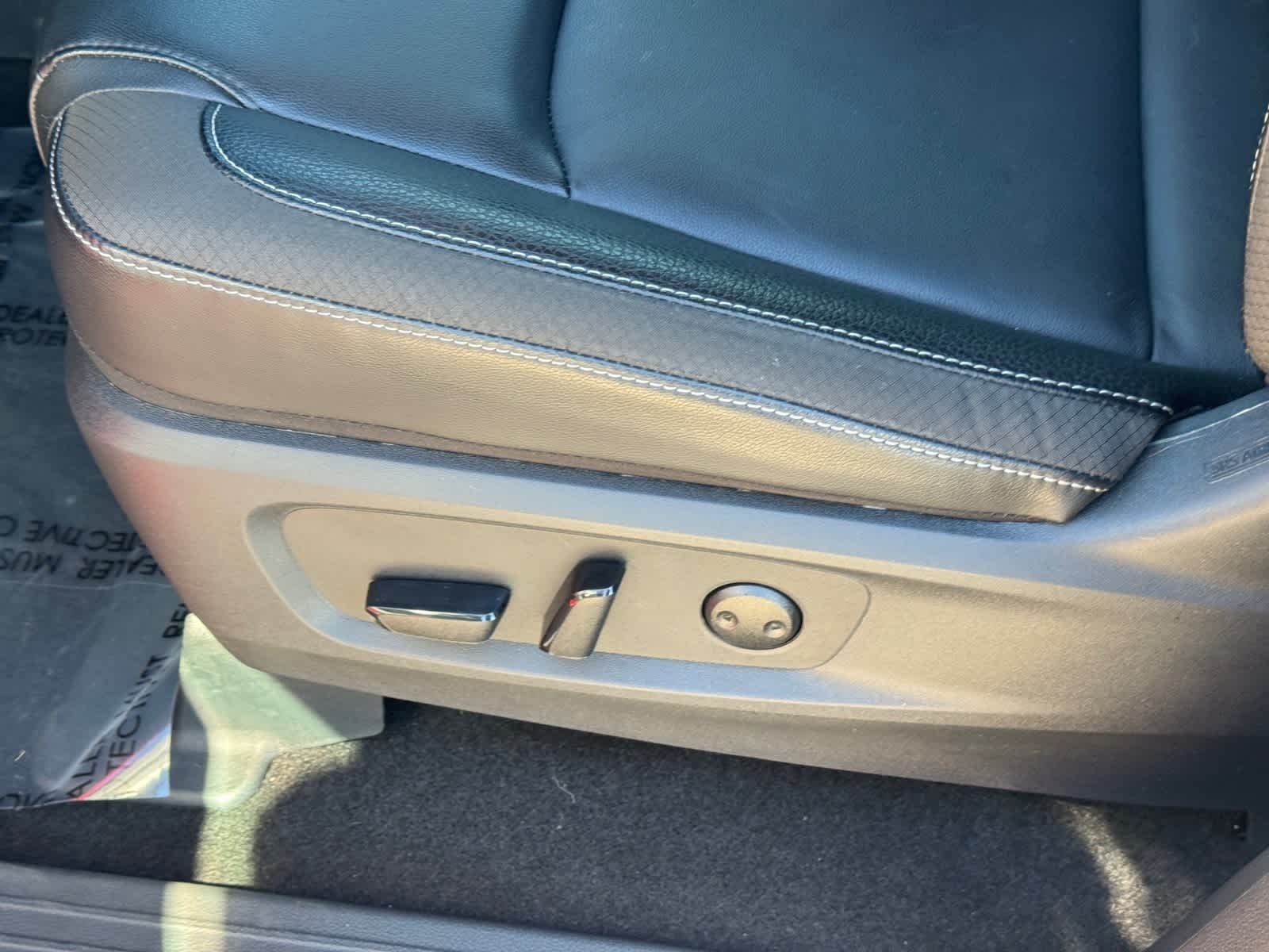 Thumbnail: 2025 Nissan Pathfinder - 13