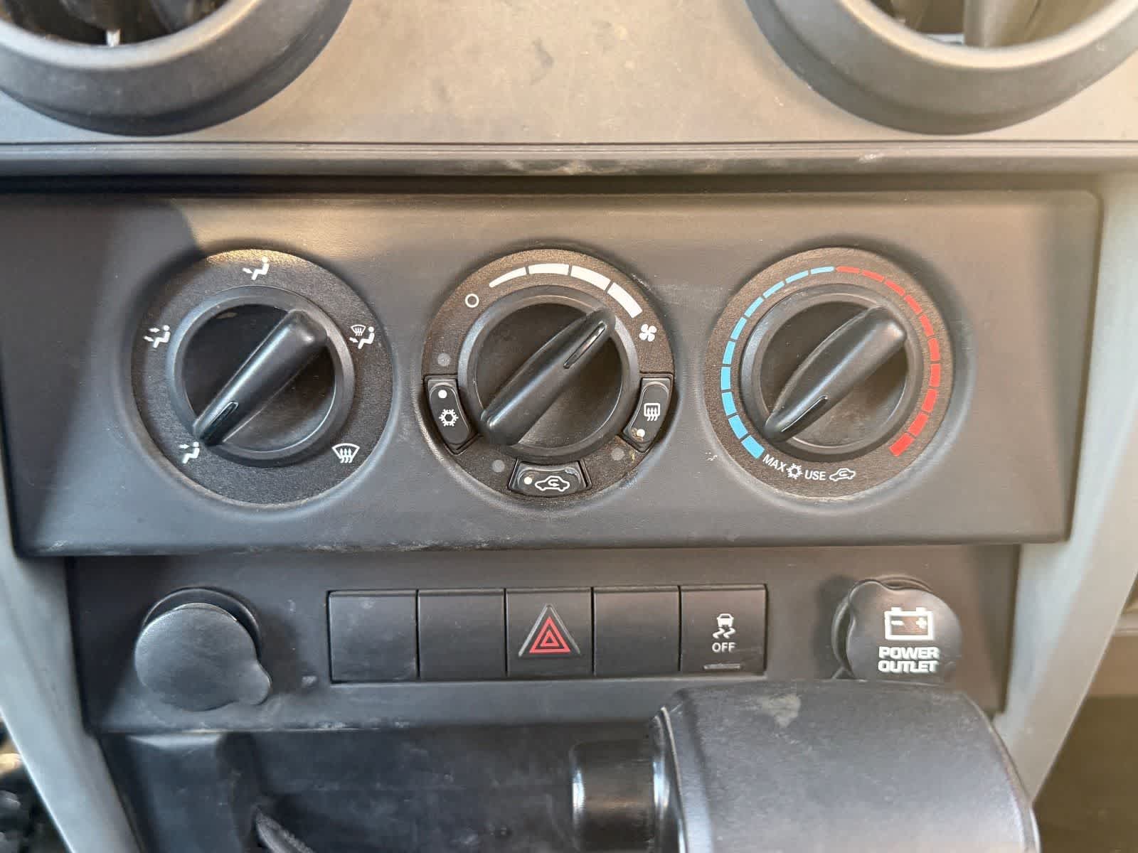 Thumbnail: 2010 Jeep Wrangler - 7