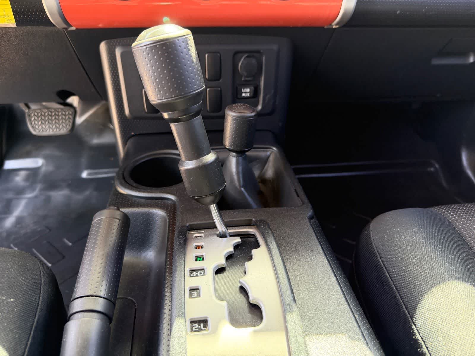 Thumbnail: 2014 Toyota FJ Cruiser - 24