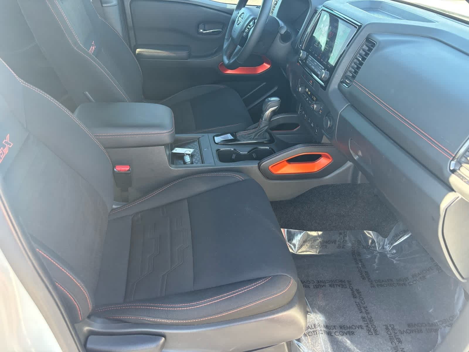 Thumbnail: 2022 Nissan Frontier - 11