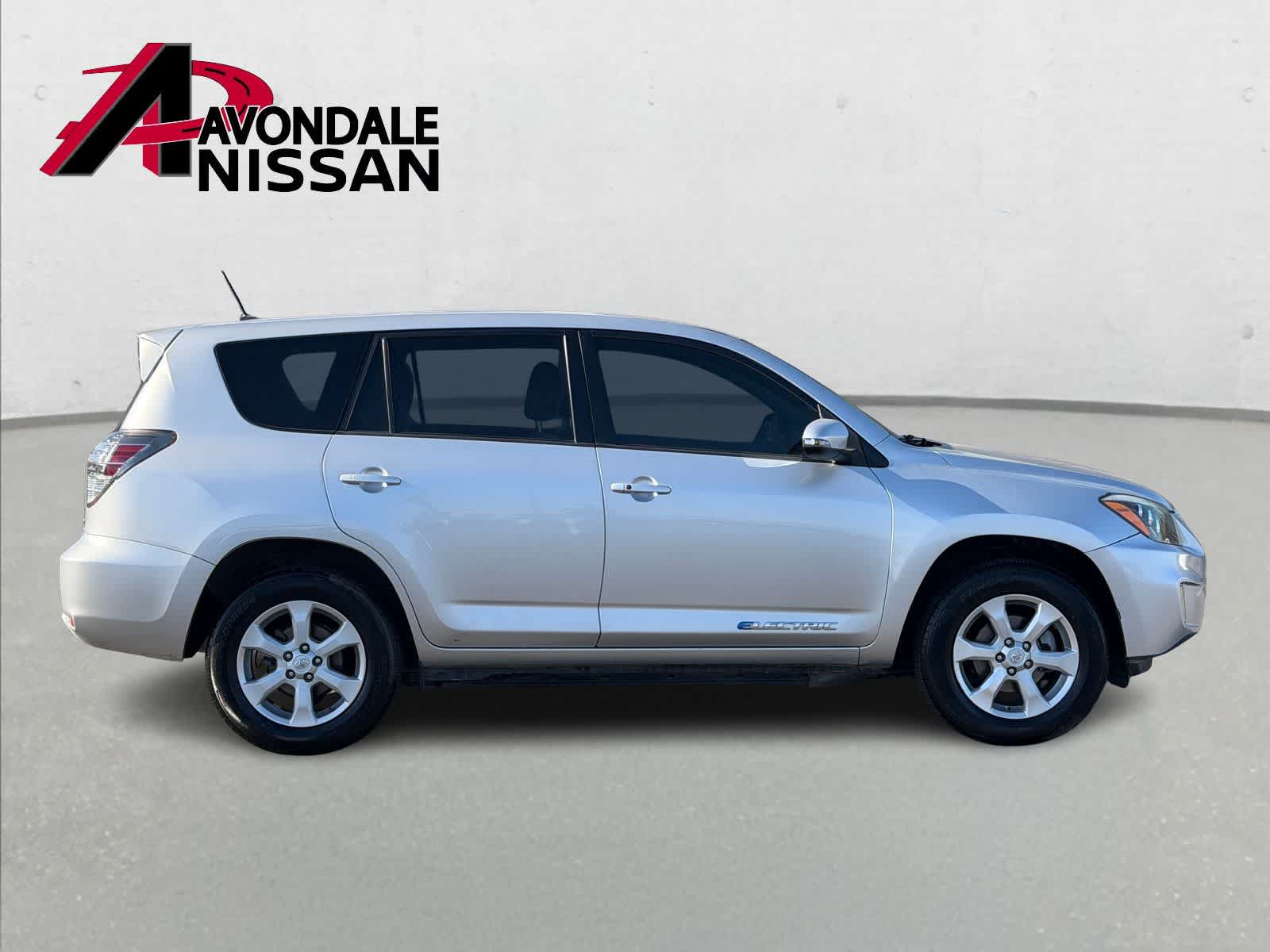 Thumbnail: 2014 Toyota RAV4 - 8