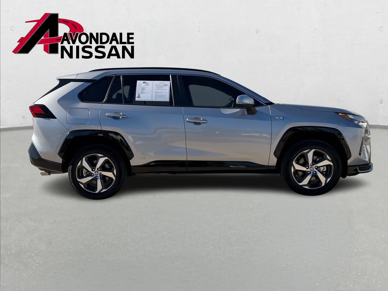 Thumbnail: 2022 Toyota RAV4 - 8