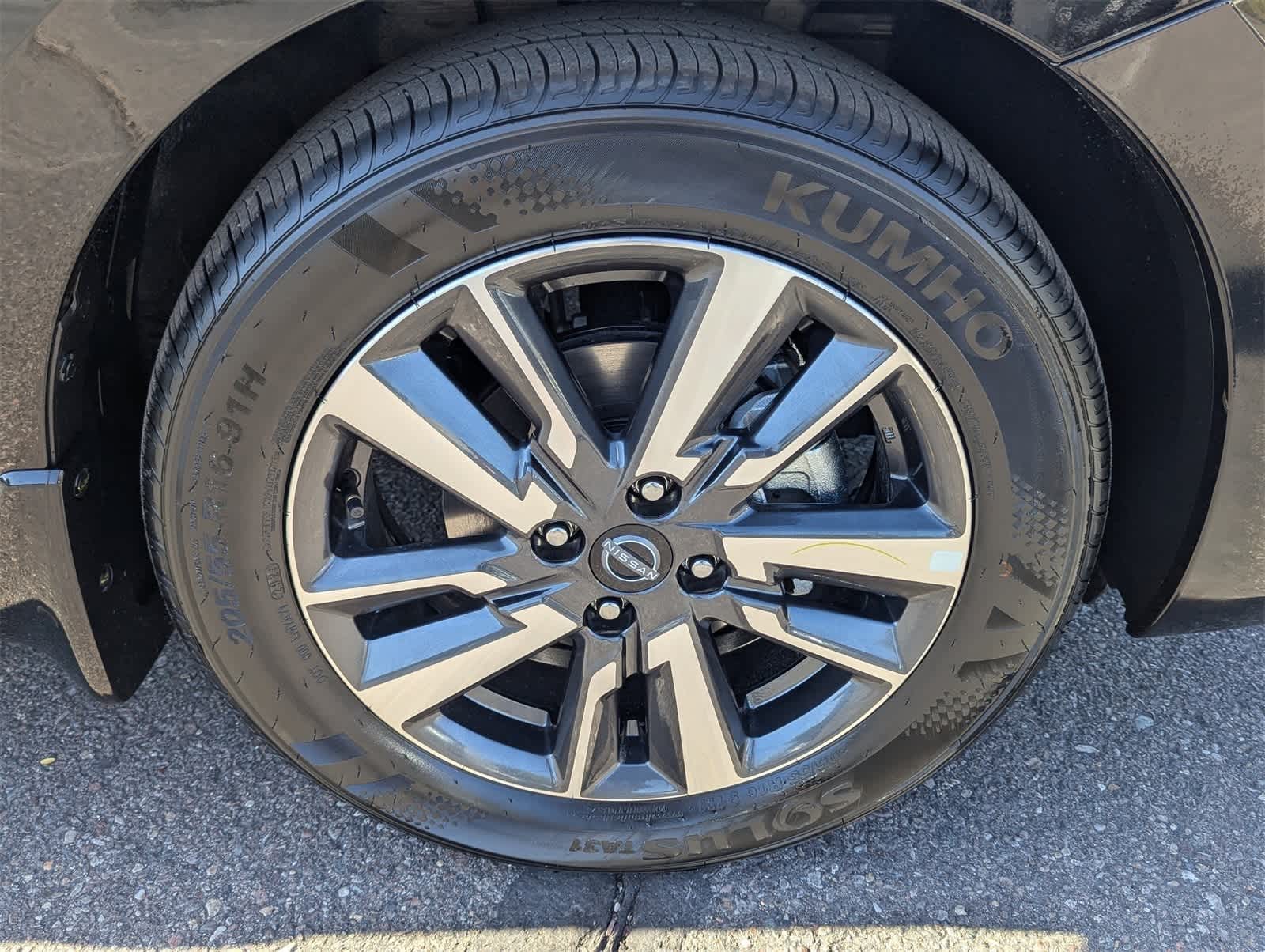 Thumbnail: 2025 Nissan Versa - 10