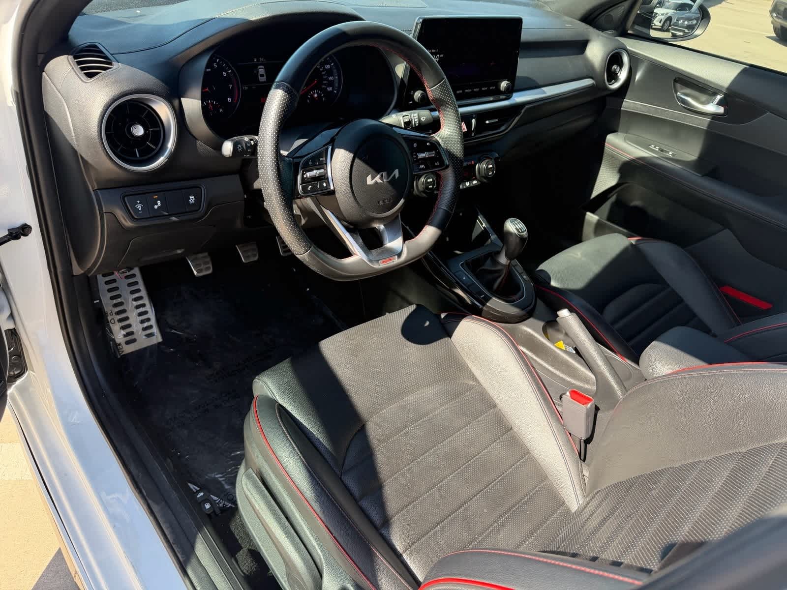 Thumbnail: 2023 Kia Forte - 2