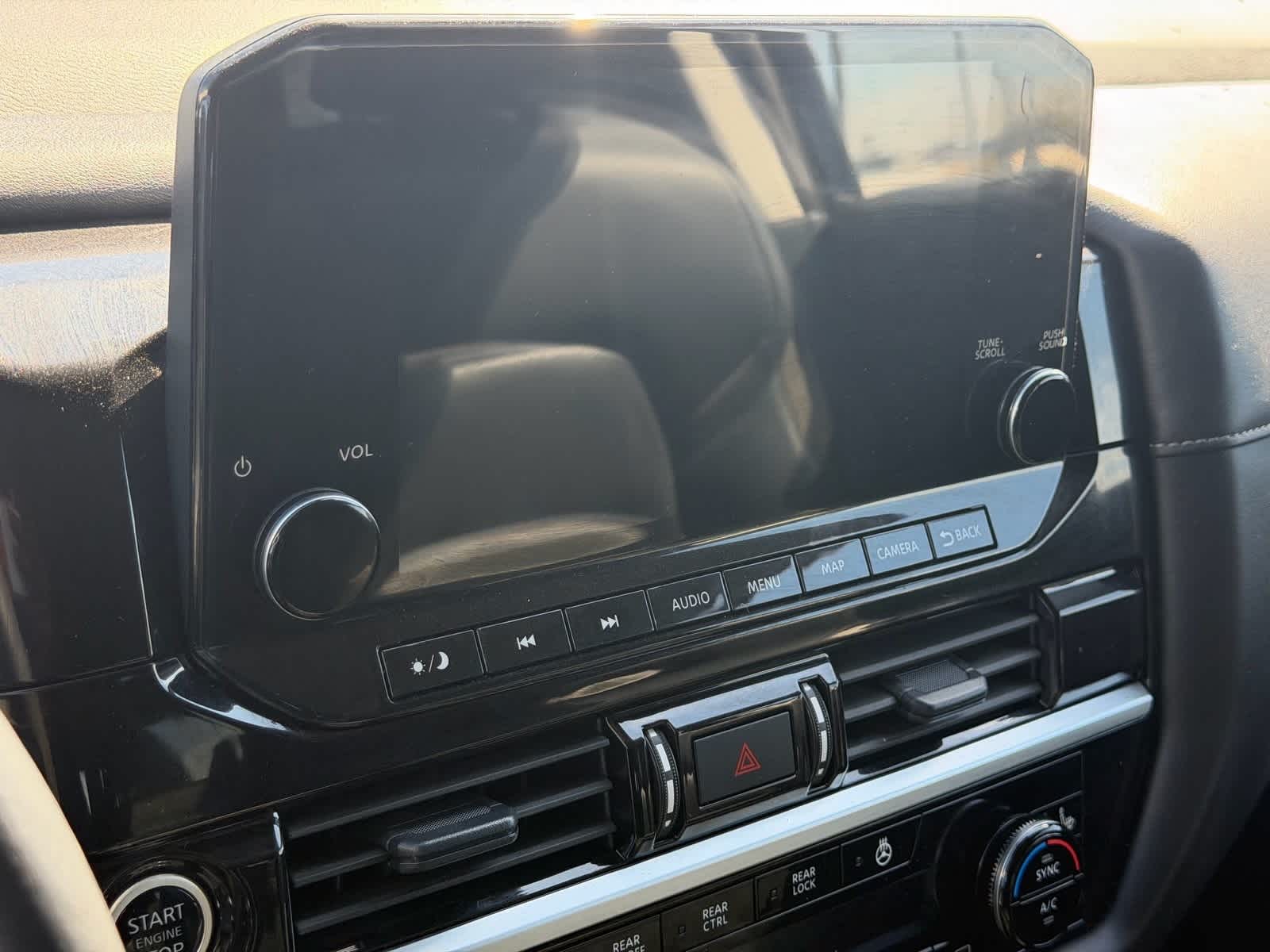 Thumbnail: 2024 Nissan Pathfinder - 9