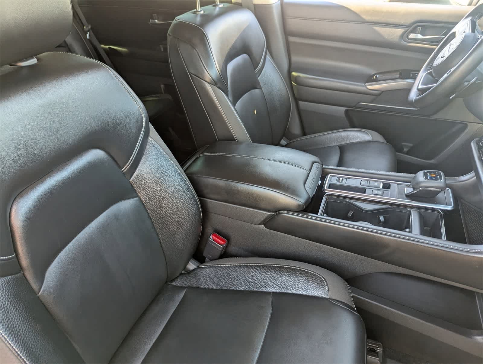 Thumbnail: 2022 Nissan Pathfinder - 12