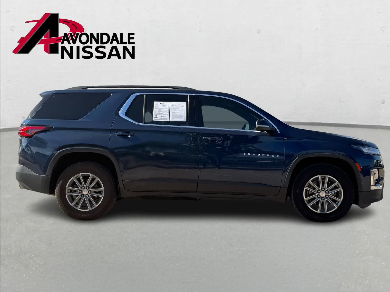 Thumbnail: 2023 Chevrolet Traverse - 8