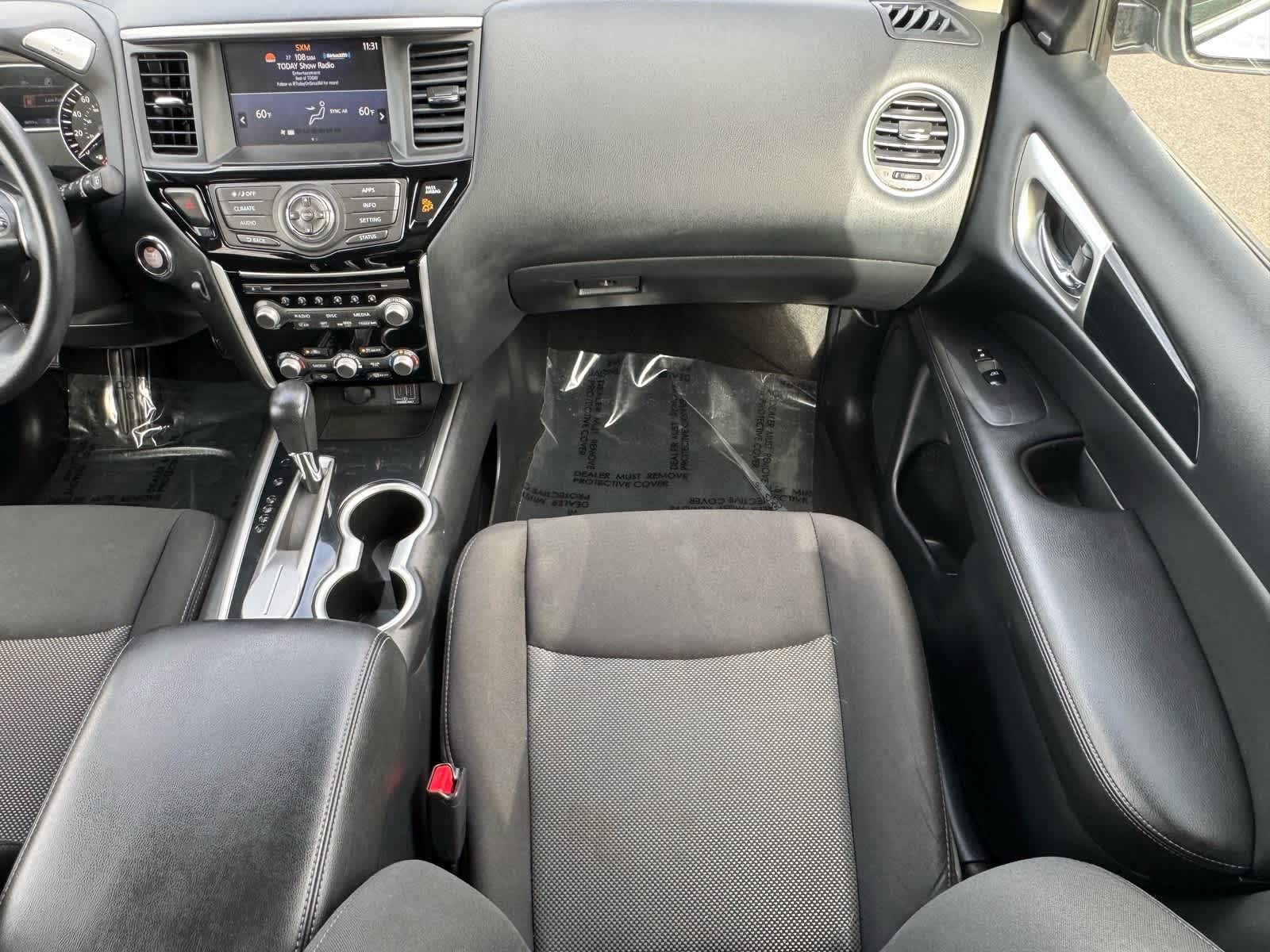 Thumbnail: 2020 Nissan Pathfinder - 16