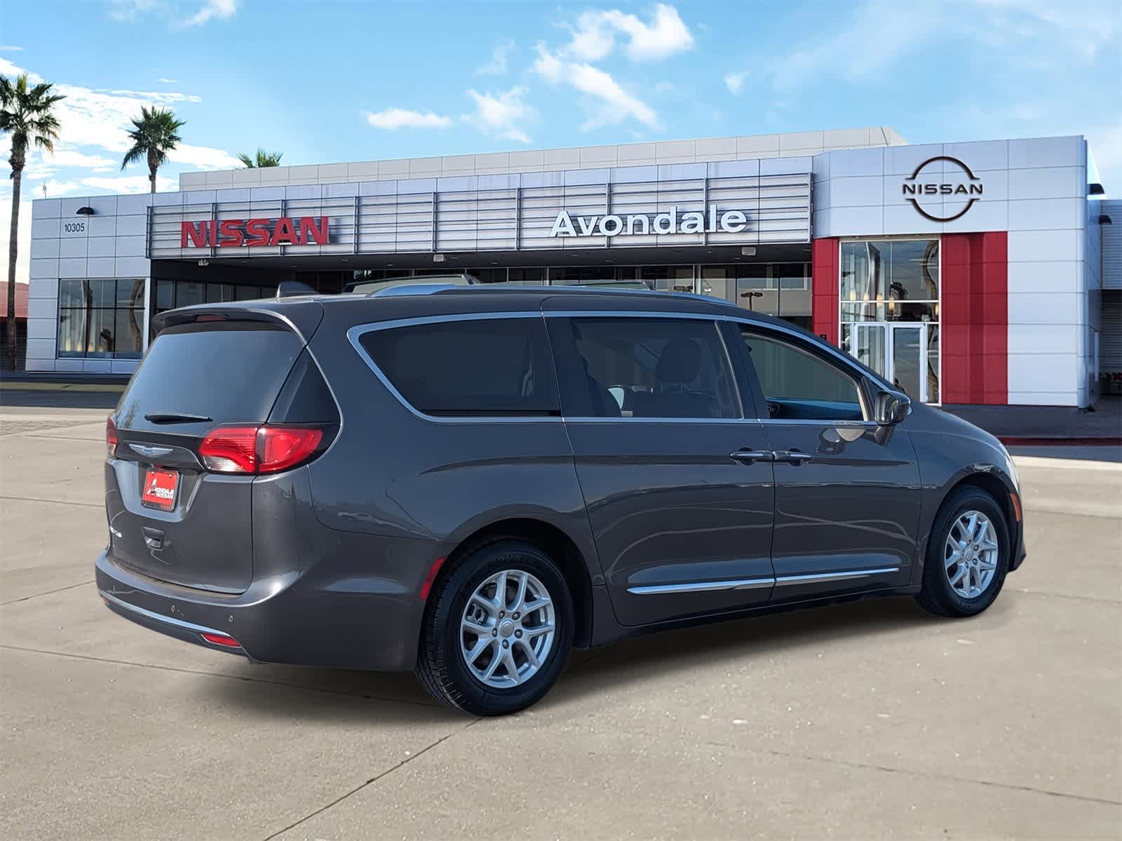 Thumbnail: 2020 Chrysler Pacifica - 6