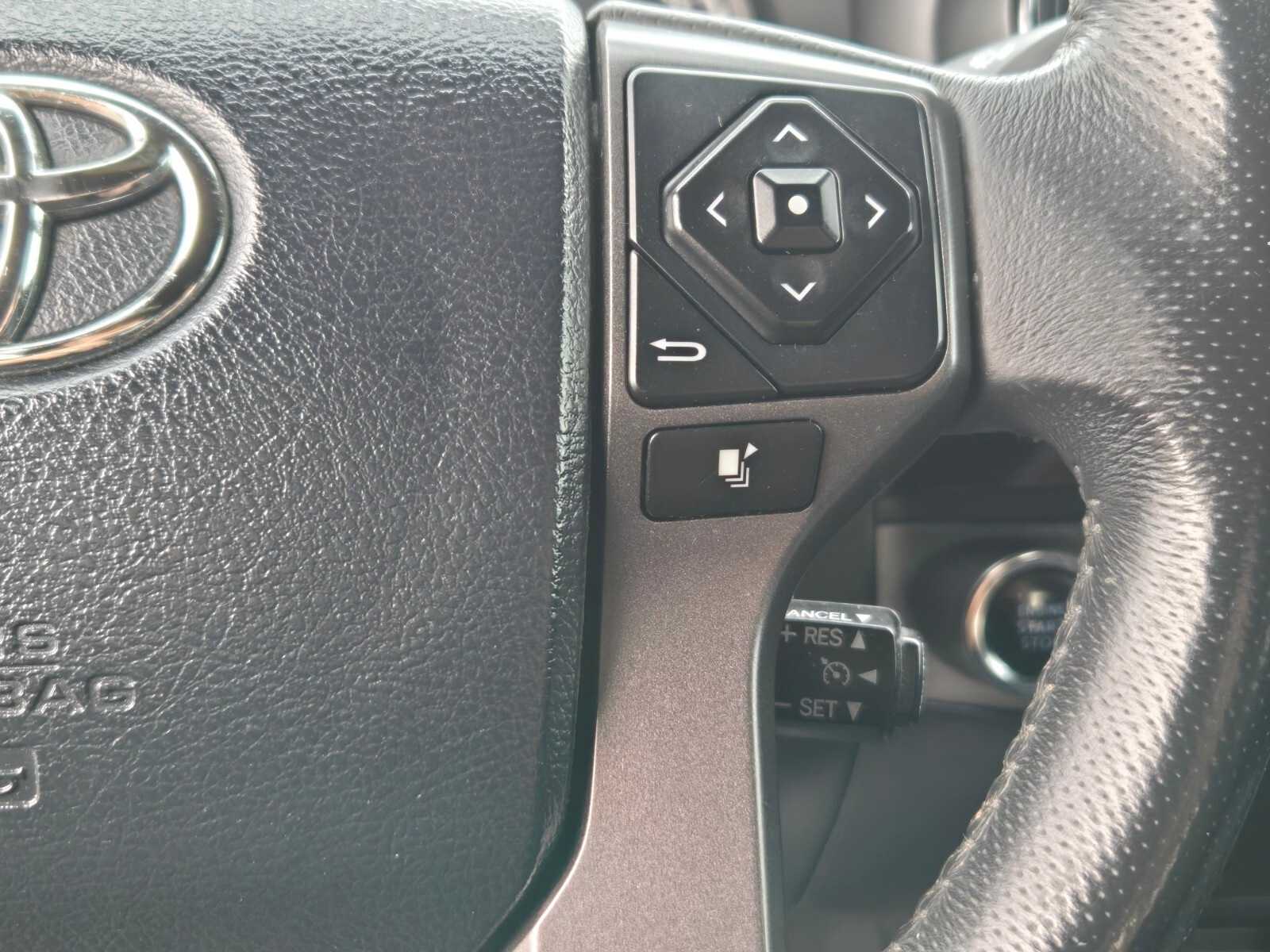 Thumbnail: 2017 Toyota Tacoma - 32