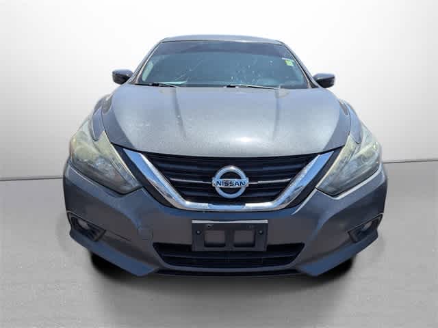 Thumbnail: 2017 Nissan Altima - 2
