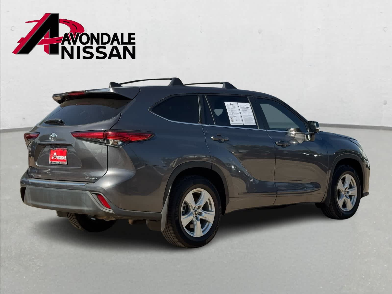 Thumbnail: 2023 Toyota Highlander - 7